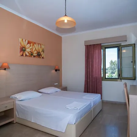 Makis By La Skala Vista Hotel
